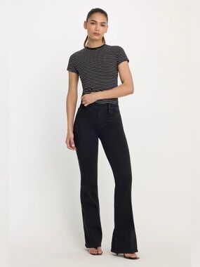 Good American “Power Stretch Pull-on Flare Jeans” N W T size Medium